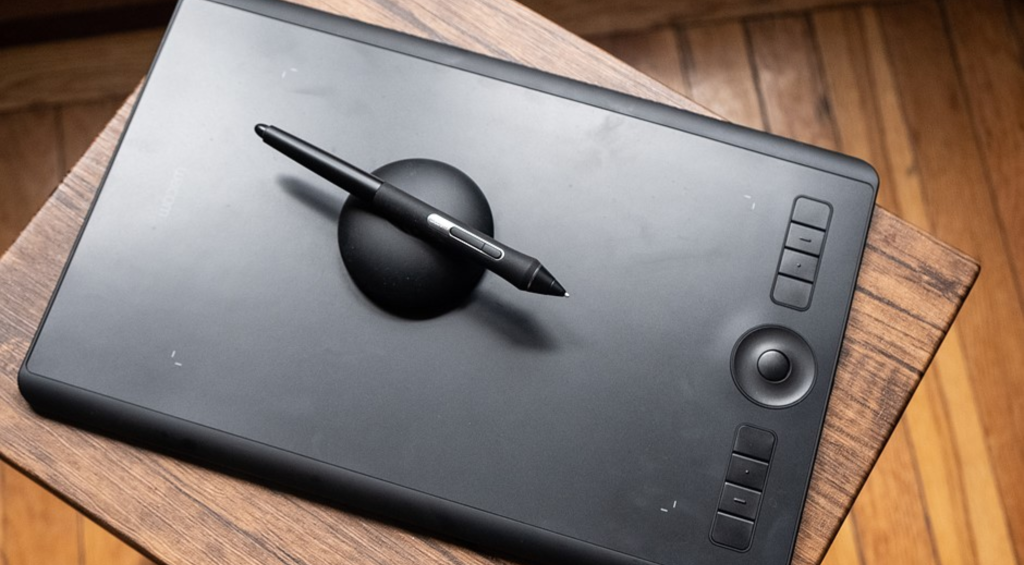 Key features of Wacom Intuos Pro: advanced pressure sensitivity, customizable buttons, multi-touch, wireless Bluetooth connectivity.